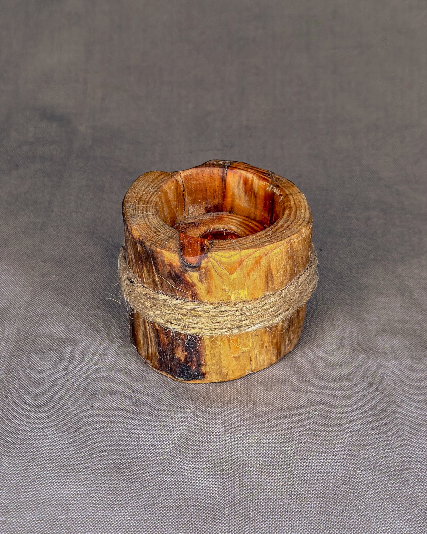 Smilkalinė - Žvakidė