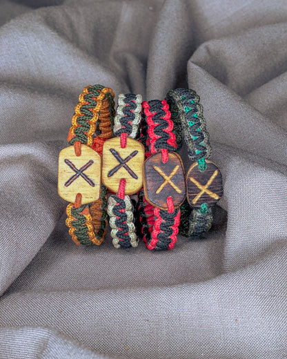 "Krikštelis" Baltų apyrankė