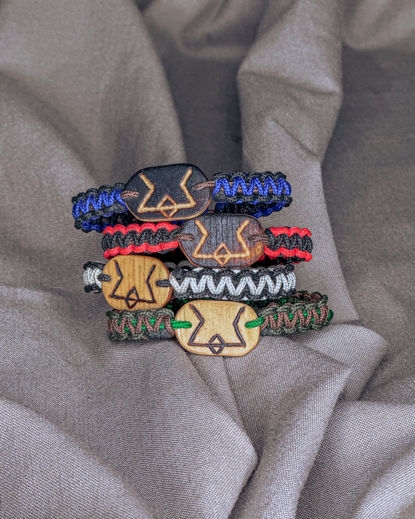 Rizikos Vikingų runų apyrankė