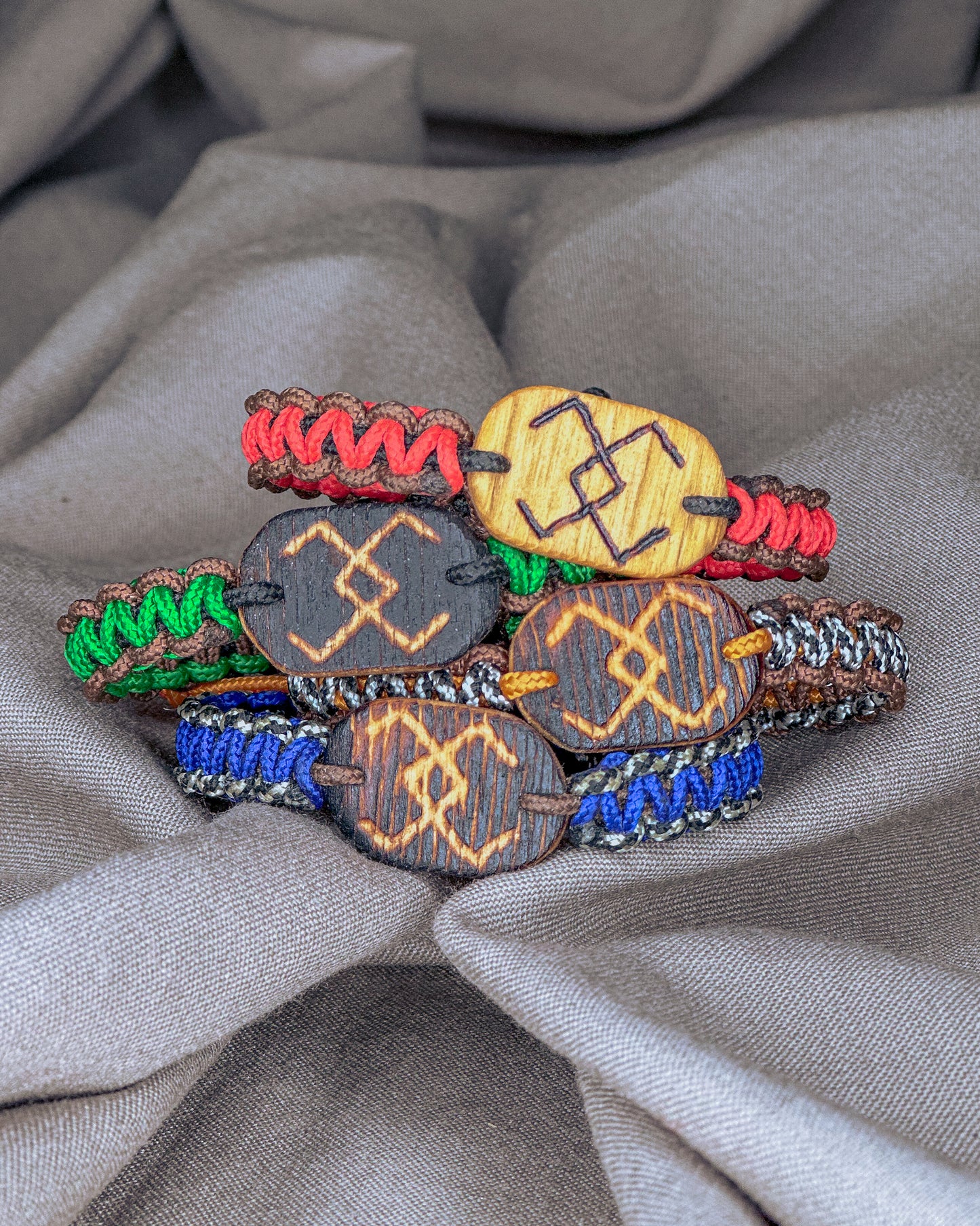 "Vėželis" Baltų apyrankė