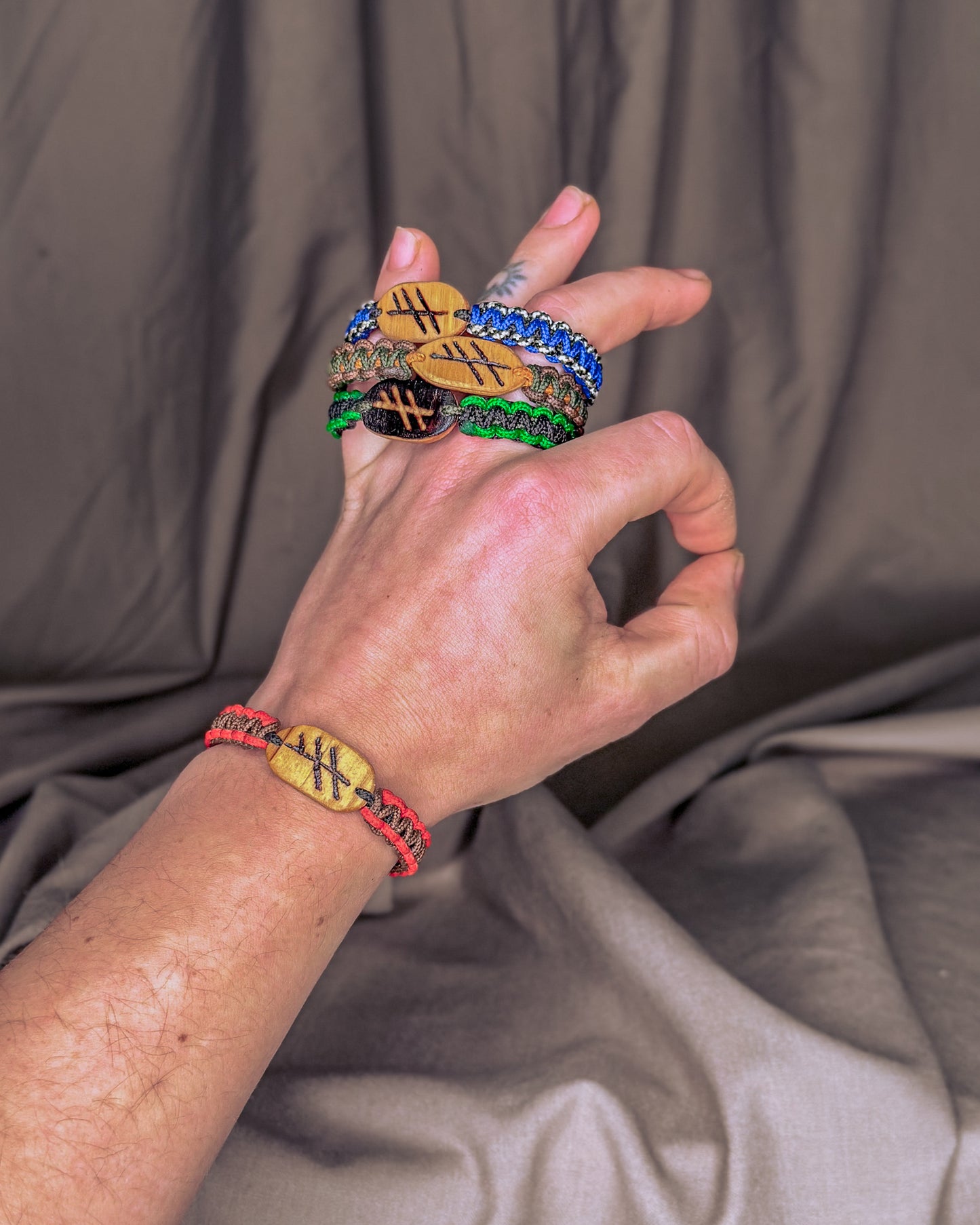 Sėkmingumo Vikingų runų apyrankė