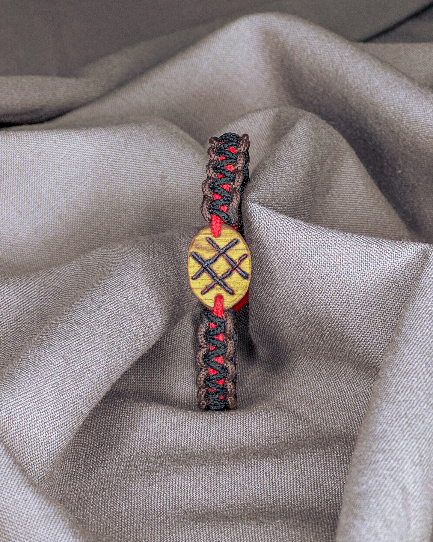 "Gyvybės medis" Baltų apyrankė