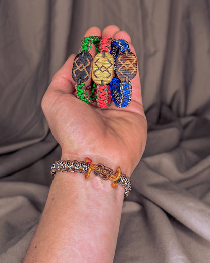 "Vėželis" Baltų apyrankė