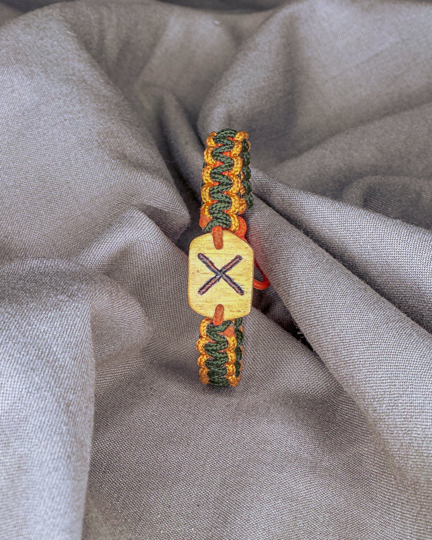 "Krikštelis" Baltų apyrankė