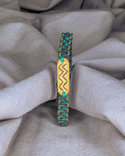 "Lankutė" Baltų apyrankė