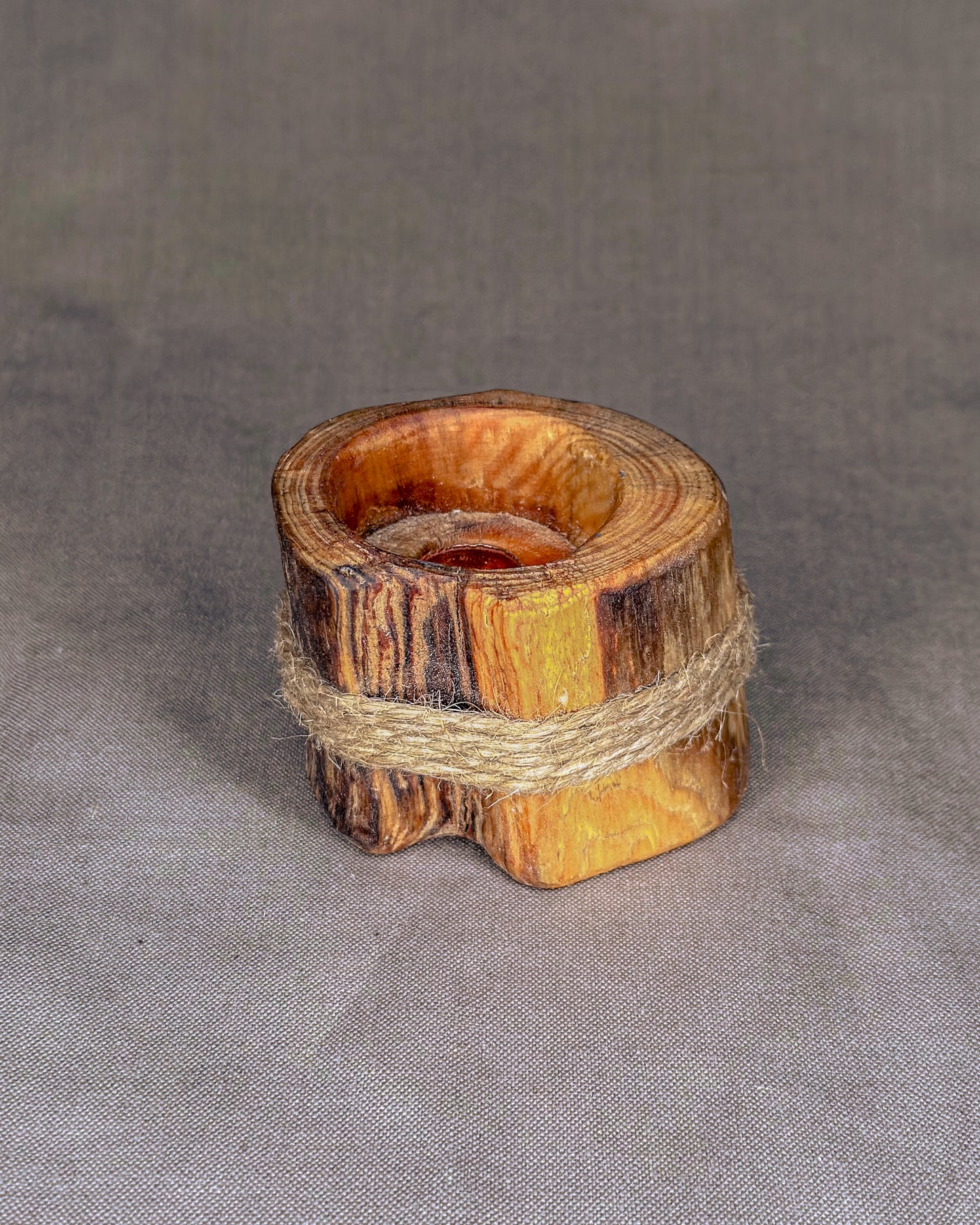 Smilkalinė - Žvakidė